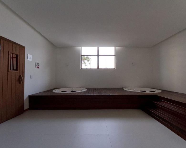 Alto Padrao! Shop. Estacao. Piscina, Sauna, Academia. Novo! Κουριτίμπα Εξωτερικό φωτογραφία